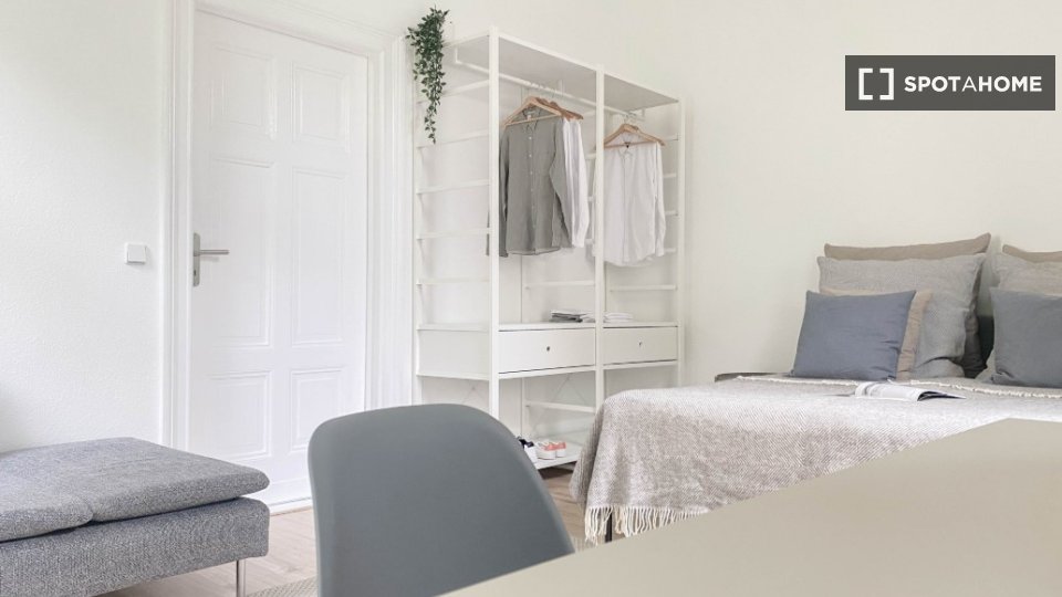 Apartment Berlin, 1 bed, 67m² — photo 4
