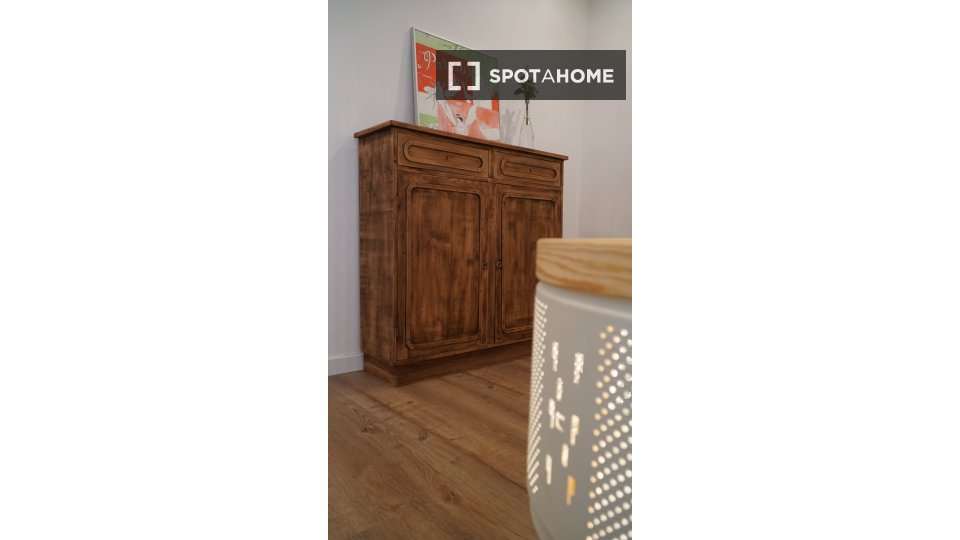 Apartment Lisbon, 3 beds, 135m² — photo 9