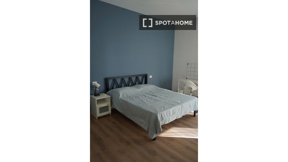 Double room Rome, 3 beds, 100m² — photo 4