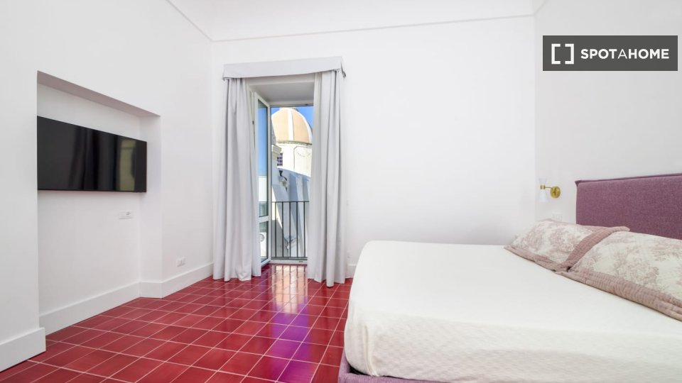 Apartment Naples, 1 bed — photo 12