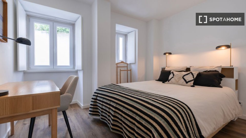 Apartment Lisbon, 2 beds — photo 11