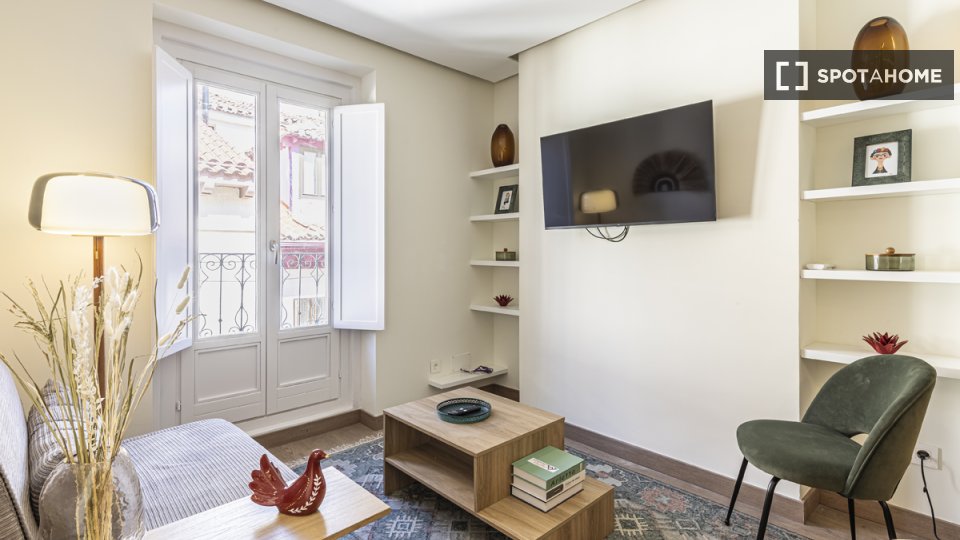 Apartment Madrid, 2 beds, 72m² — photo 33