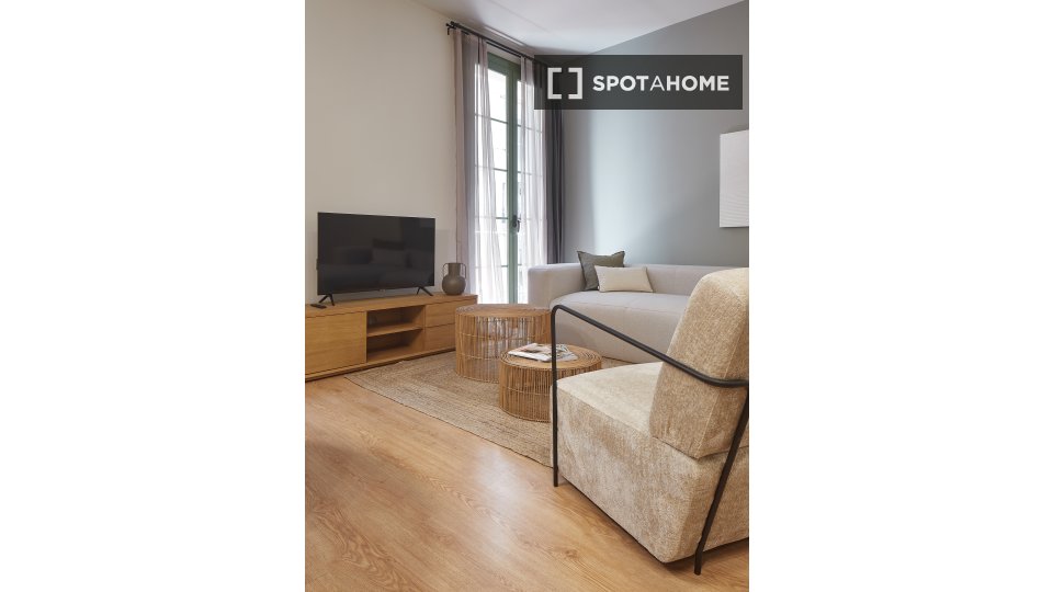 Apartment Barcelona, 2 beds, 75m² — photo 13
