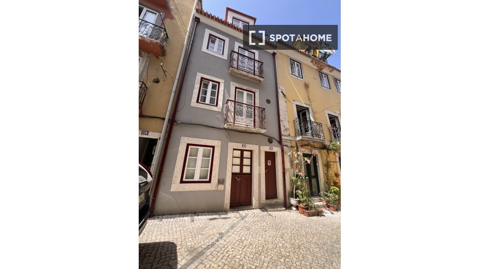 Apartment Lisbon, 1 bed, 42m² — photo 5