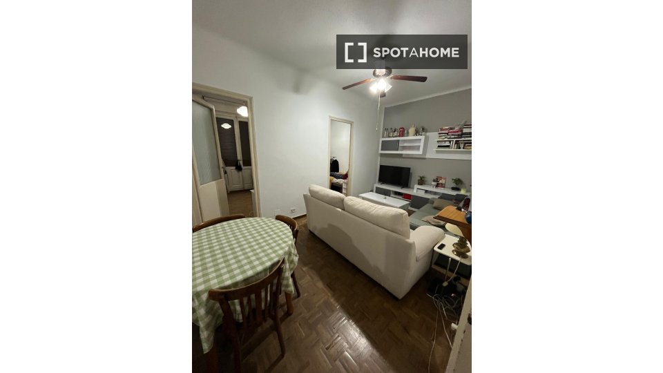Double room Madrid, 4 beds — photo 6