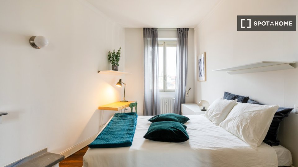 Double room Milan, 5 beds — photo 2