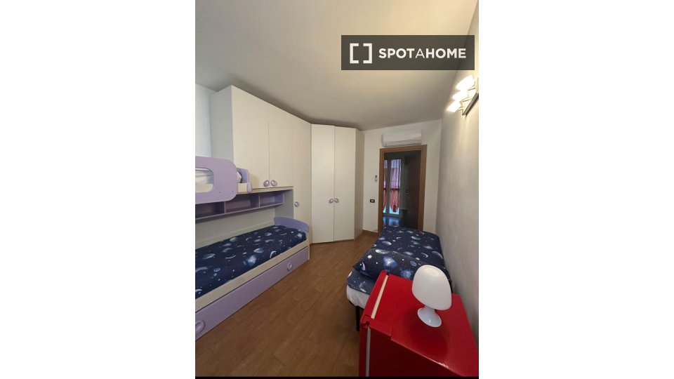 Double room Milan, 4 beds — photo 5