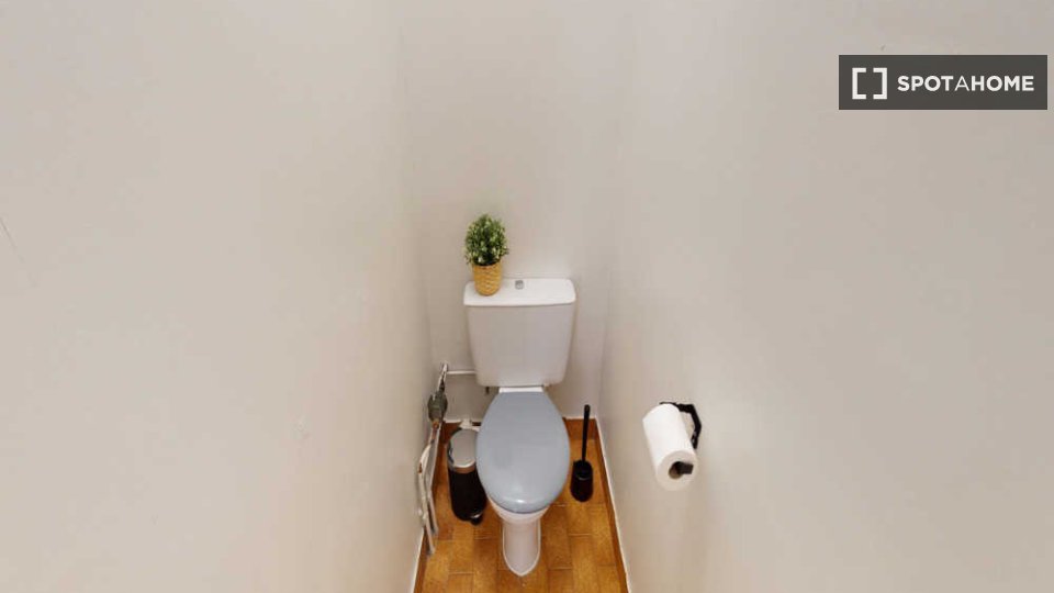 Double room Lyon, 4 beds, 80m² — photo 5