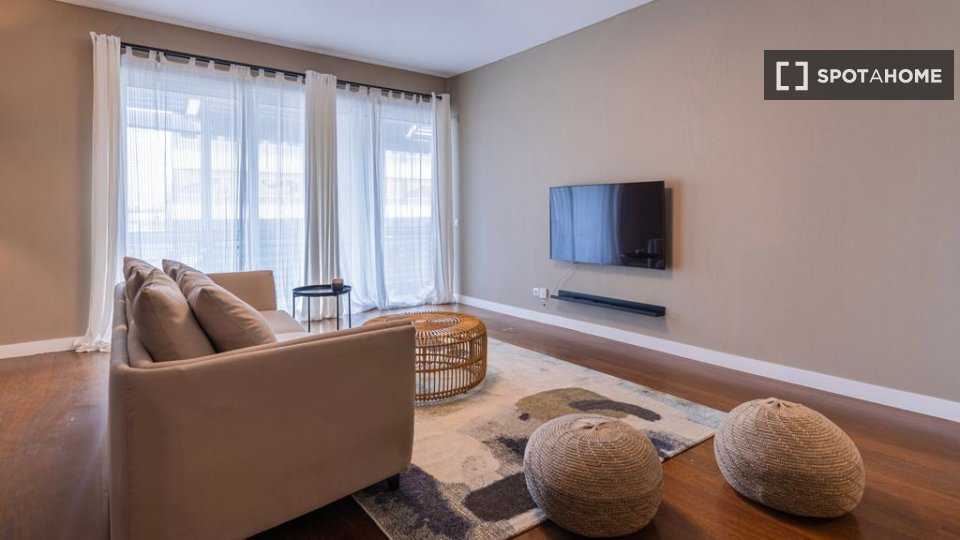 Apartment Lisbon, 3 beds — photo 15