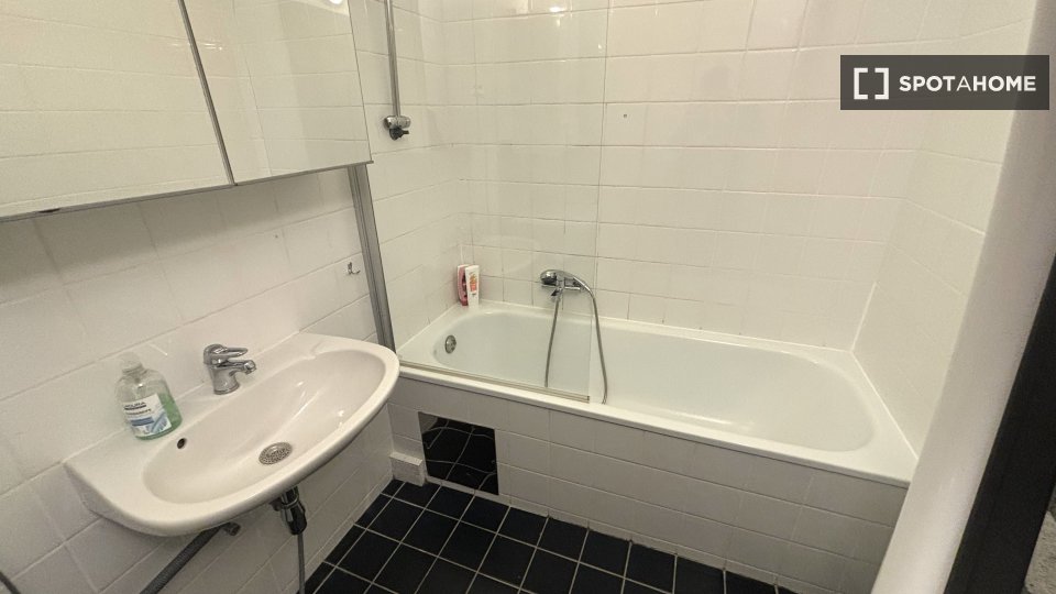 Apartment Vienna, 2 beds — photo 14