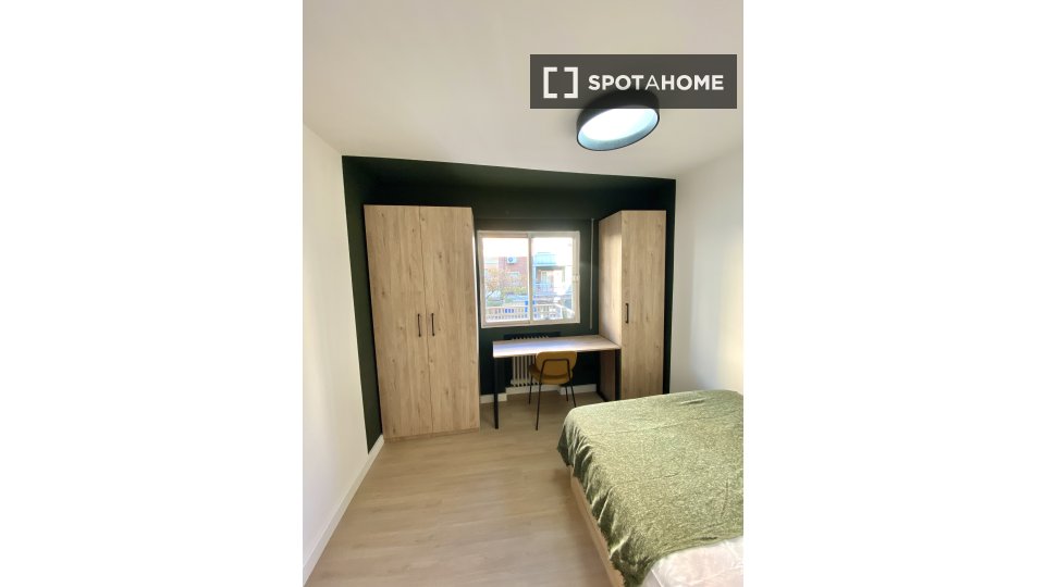 Double room Madrid, 12 beds — photo 31