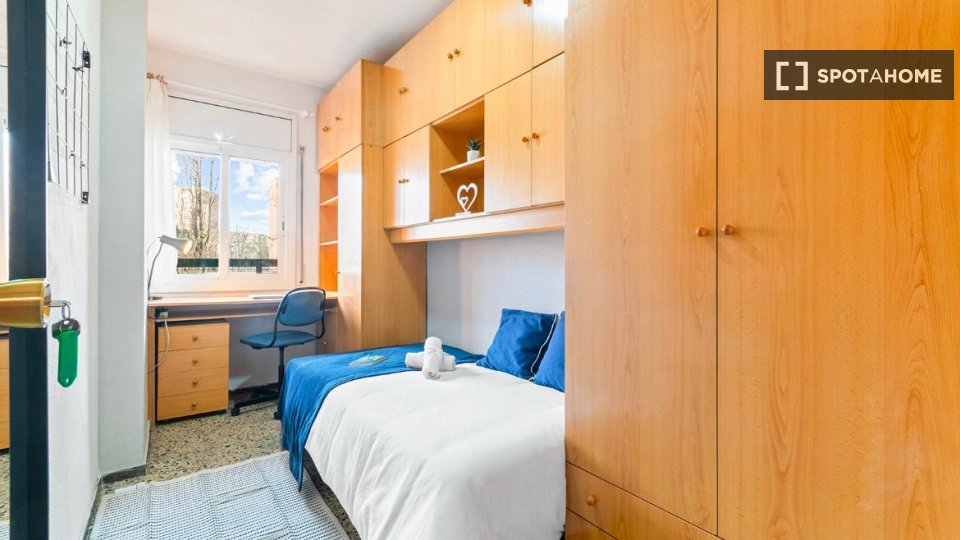 Double room Barcelona, 5 beds, 100m² — photo 31