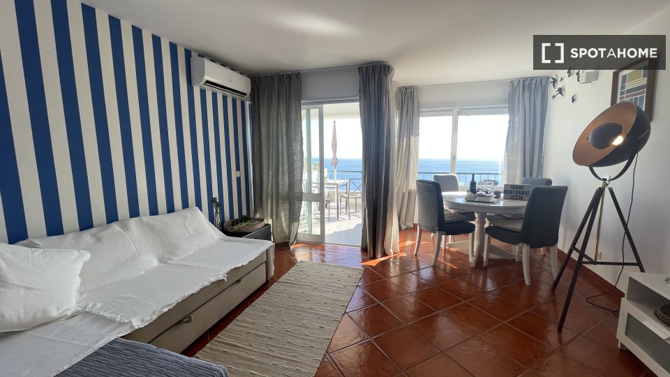 Apartment mono Lisbon, 46m² — photo 19