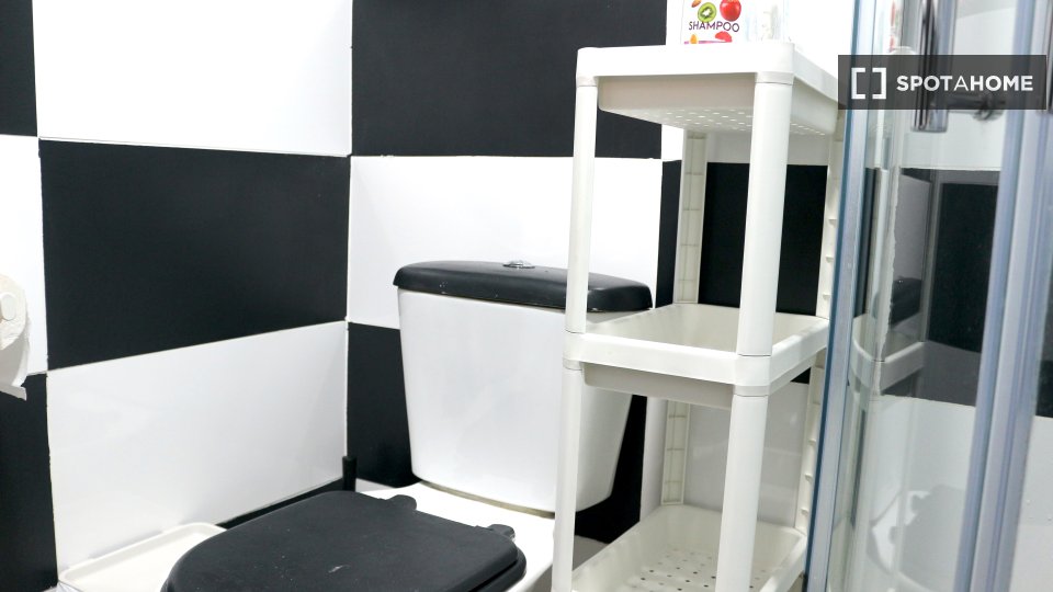 Double room Porto, 6 beds, 300m² — photo 20