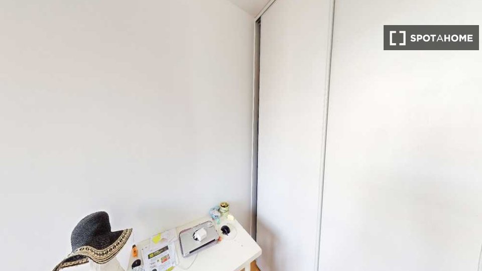 Double room Lyon, 4 beds, 80m² — photo 22
