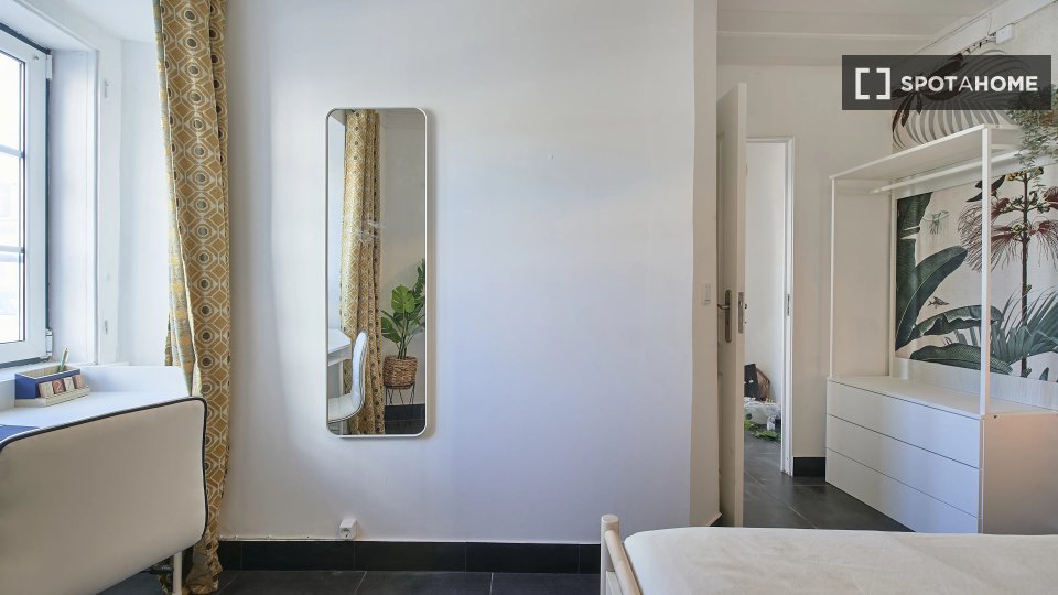 Double room Lisbon, 13 beds — photo 3