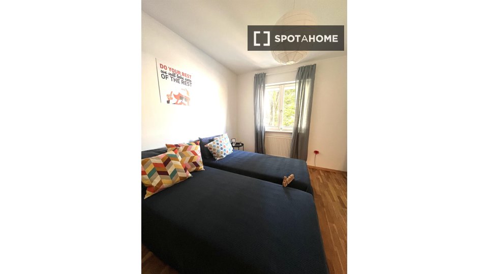 Double room Trento, 1 bed — photo 8