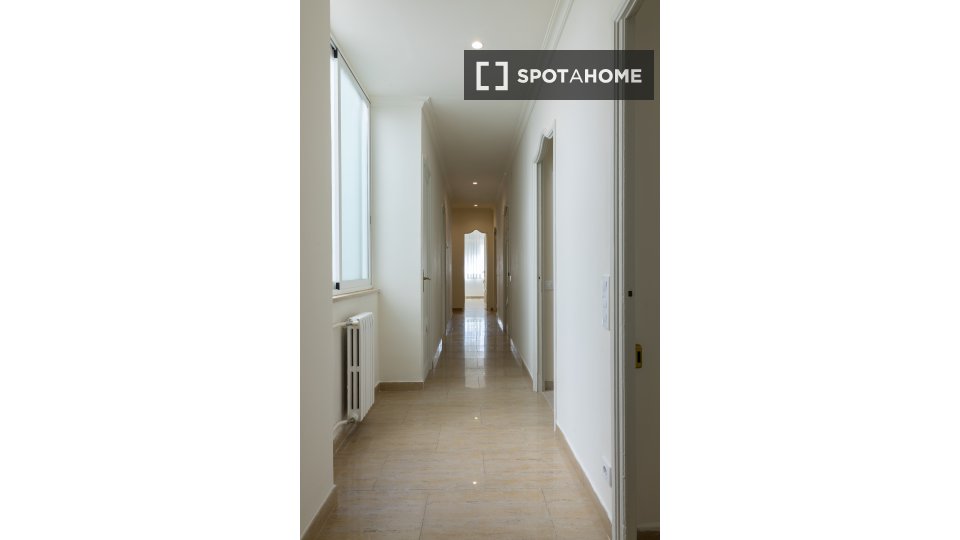 Chambre double Valence, 6 chambres, 100m² — photo 12