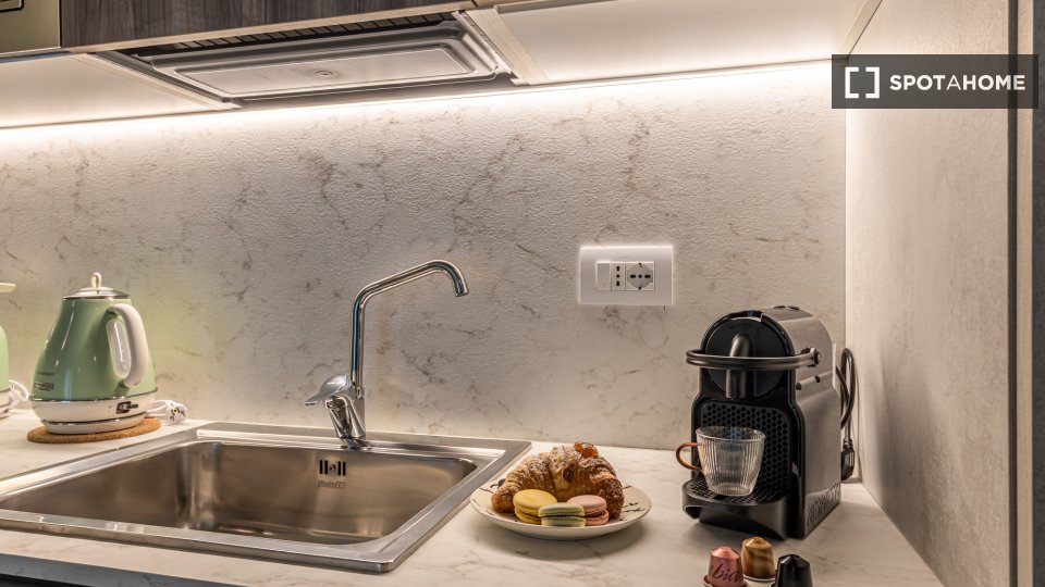 Apartment Milan, 1 bed, 48m² — photo 7