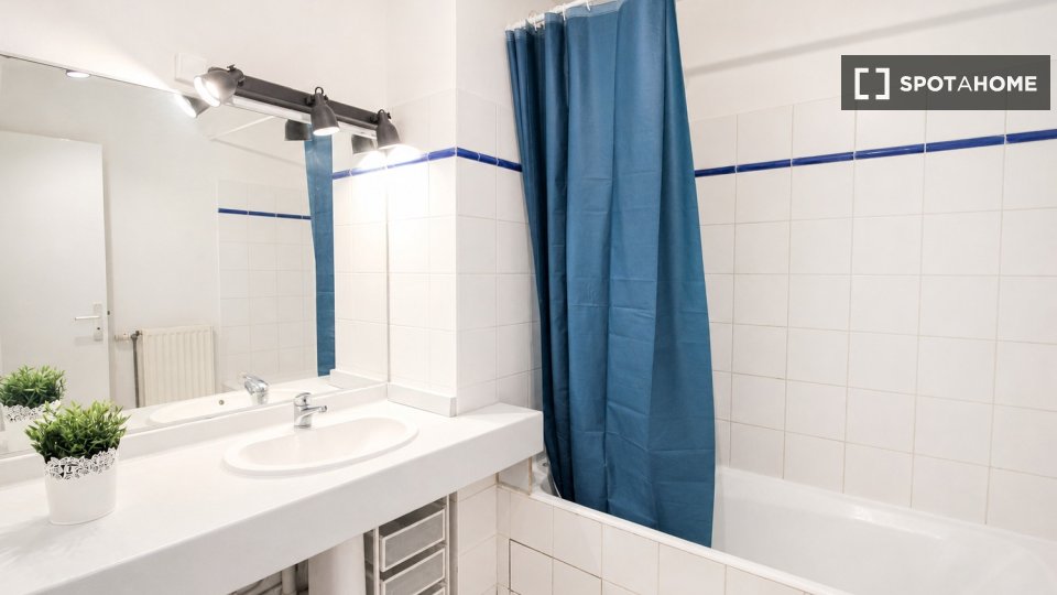 Chambre double Paris, 5 chambres — photo 32