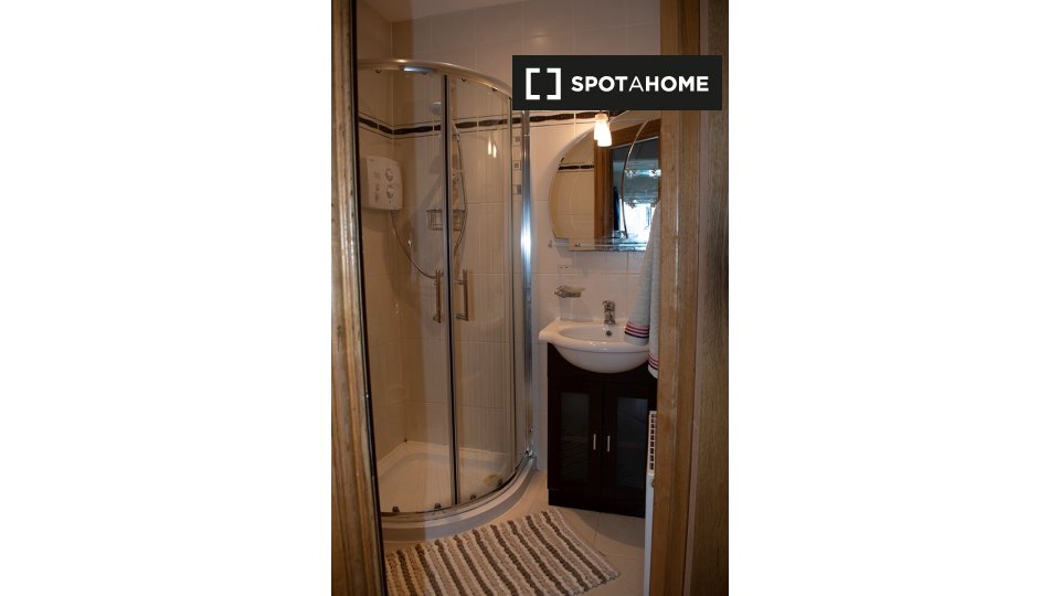 Double room Dublin, 4 beds — photo 16