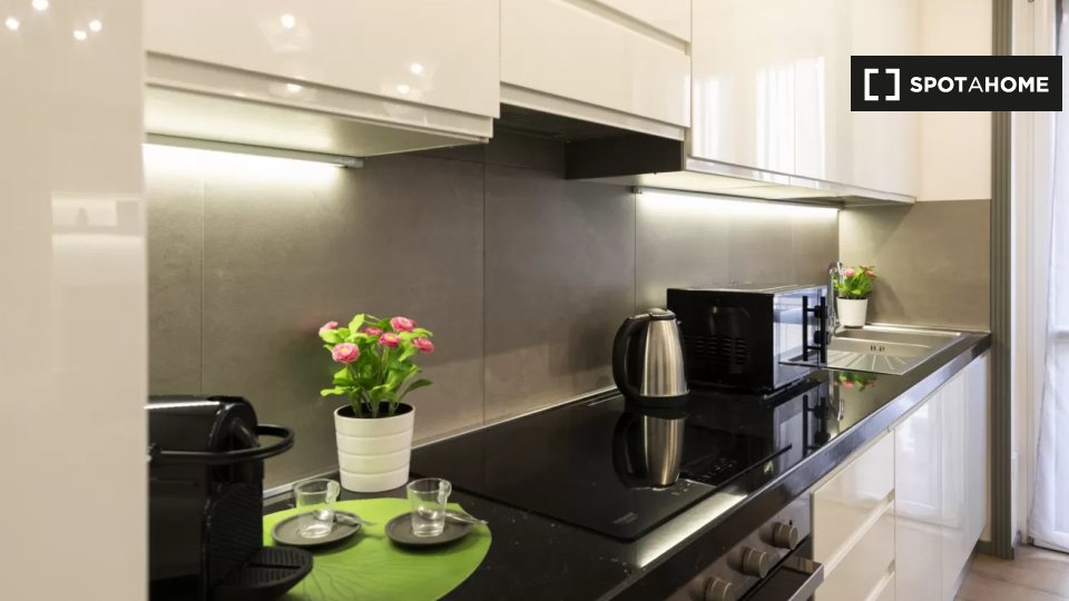 Apartment Milan, 1 bed — photo 11