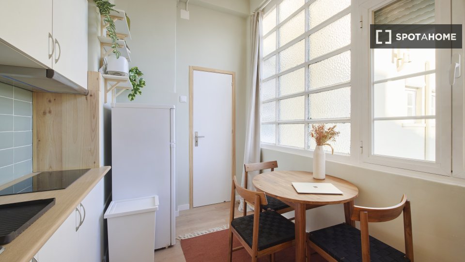Apartment mono Lisbon — photo 12