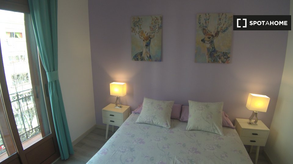 Apartment Barcelona, 3 beds, 70m² — photo 10