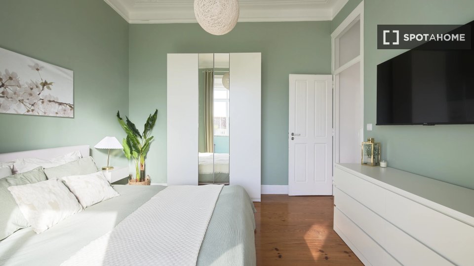 Double room Lisbon, 7 beds — photo 13