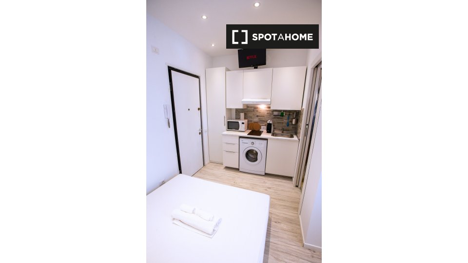 Apartment mono Milan, 16m² — photo 7
