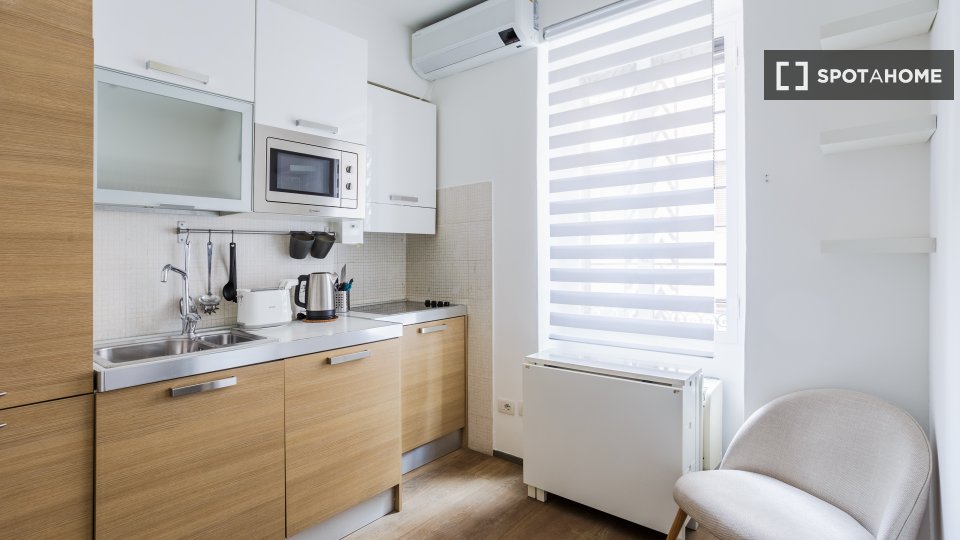 Apartment Milan, 1 bed, 25m² — photo 9