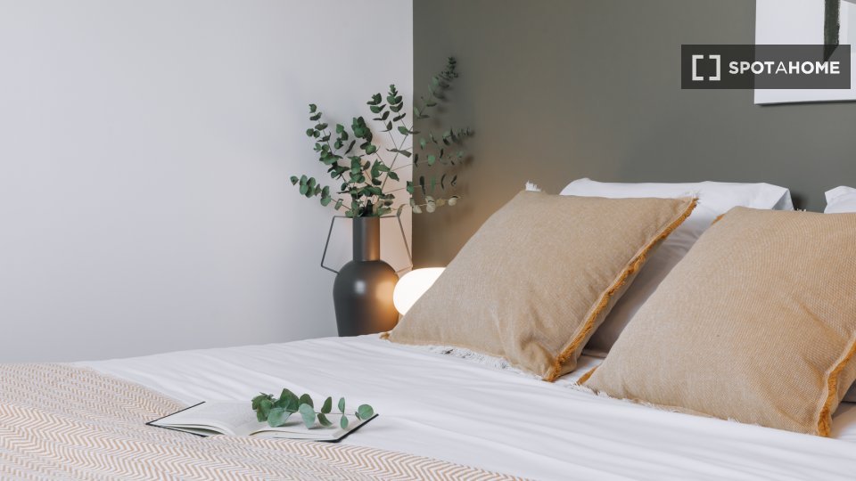Apartment Barcelona, 1 bed, 48m² — photo 18