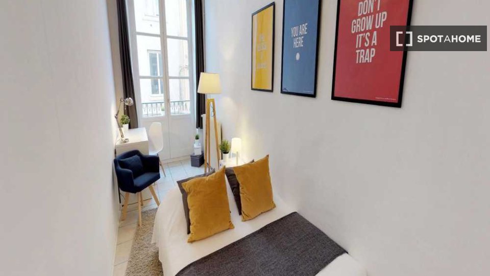Double room Lyon, 4 beds, 80m² — photo 1
