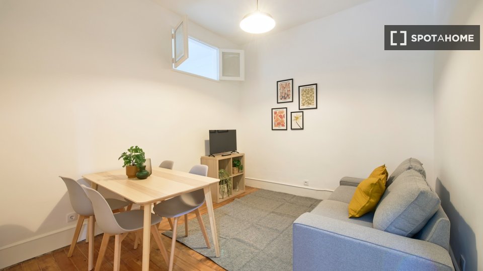 Double room Lisbon, 7 beds — photo 18