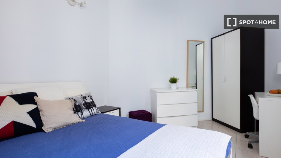 Double room Barcelona, 6 beds, 150m² — photo 25