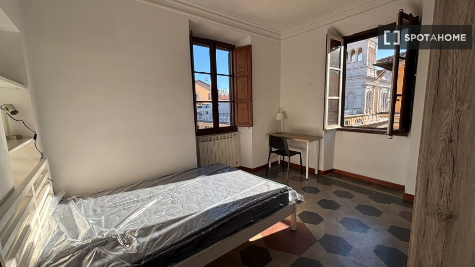 Double room Rome, 3 beds — photo 14