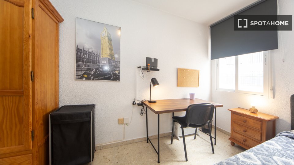 Double room Granada, 4 beds — photo 30