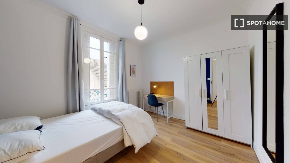 Double room Paris, 18 beds — photo 9
