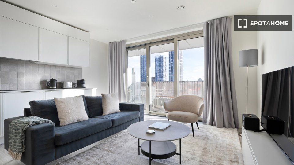 Apartment London, 2 beds — photo 1