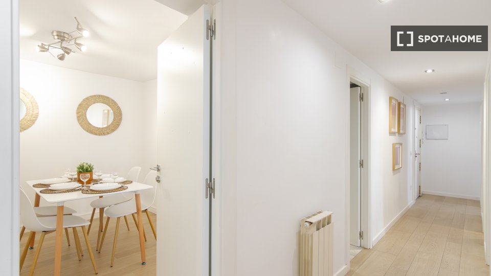 Double room Madrid, 6 beds — photo 86