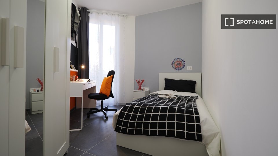 Double room Turin, 7 beds — photo 10