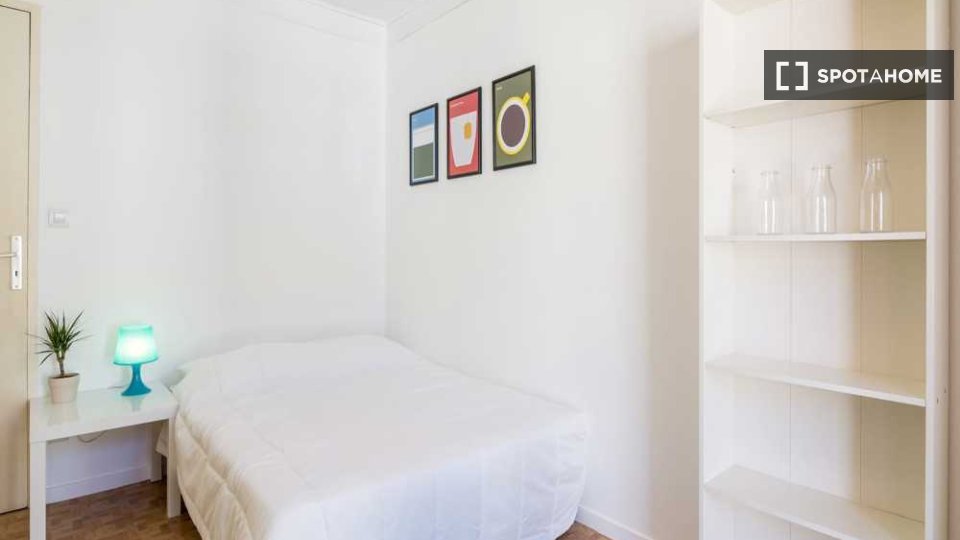 Double room Lyon, 5 beds, 100m² — photo 12