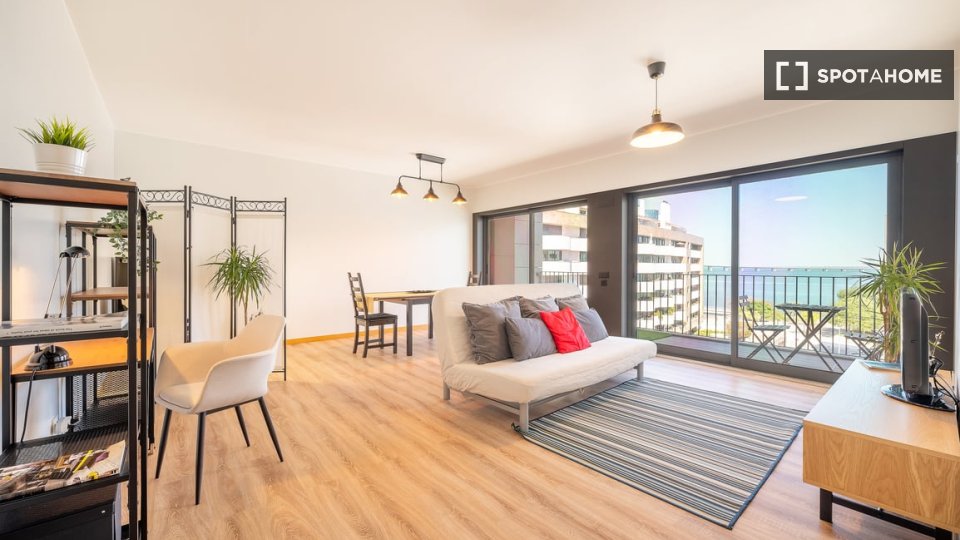 Apartment Lisbon, 3 beds — photo 18