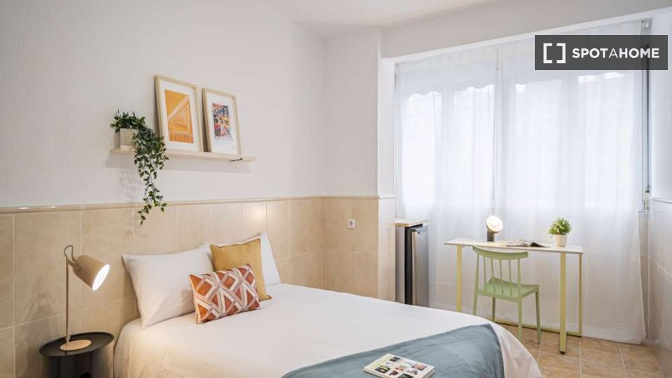 Double room Madrid, 25 beds — photo 2