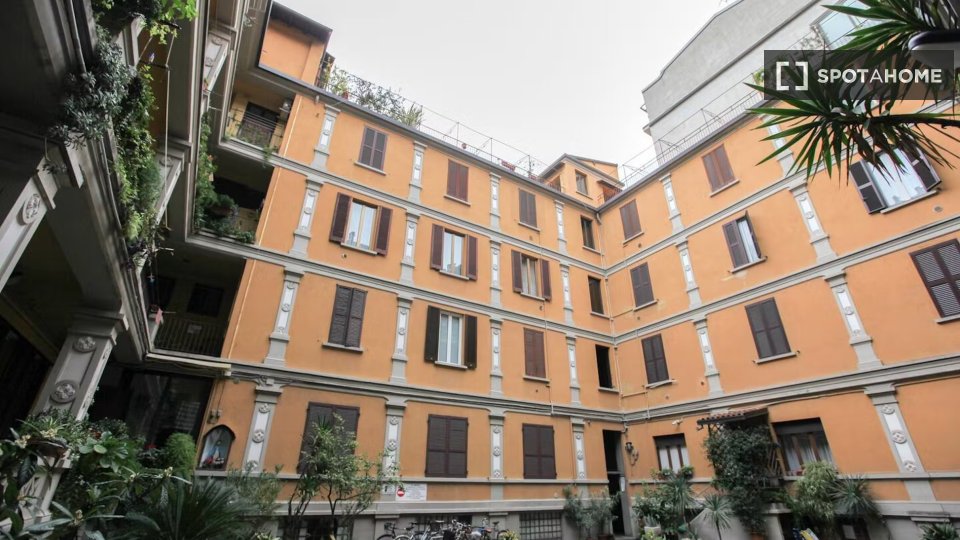 Apartment Milan, 1 bed, 65m² — photo 12