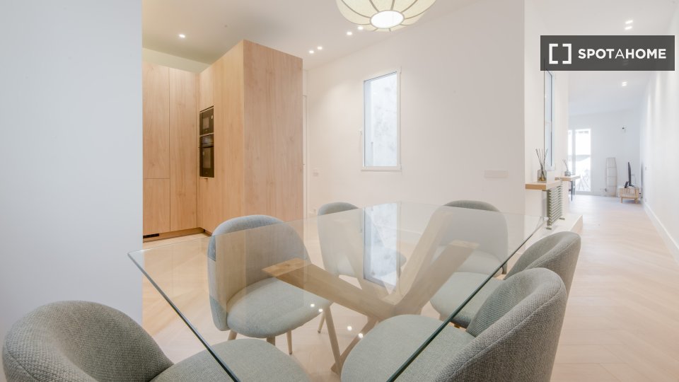 Apartment Madrid, 2 beds — photo 18