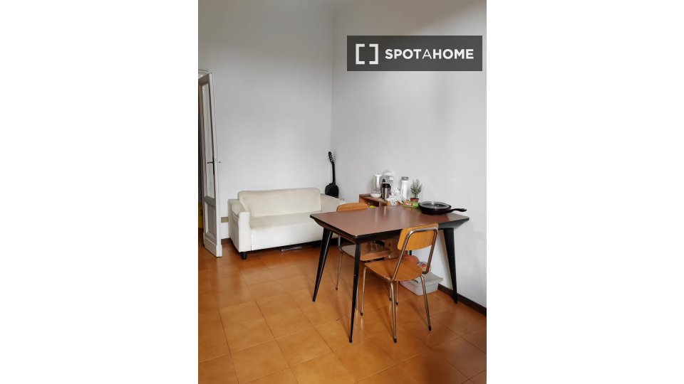Double room Milan, 2 beds, 80m² — photo 8