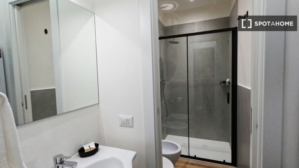 Apartment Milan, 1 bed, 65m² — photo 5