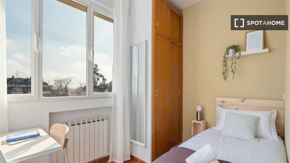 Chambre double Madrid, 34 chambres — photo 19