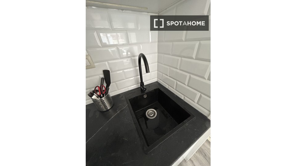 Apartment mono Barcelona, 26m² — photo 16